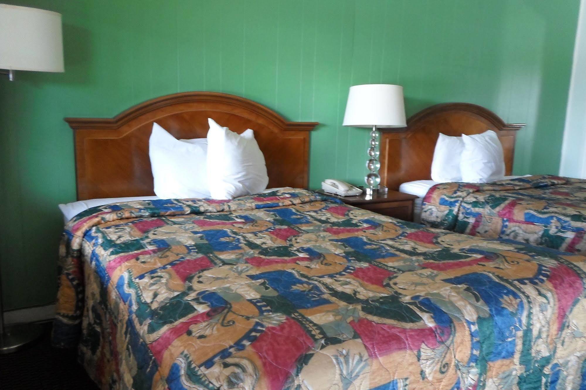 Hitching Post Studios Inn サンタクルーズ エクステリア 写真